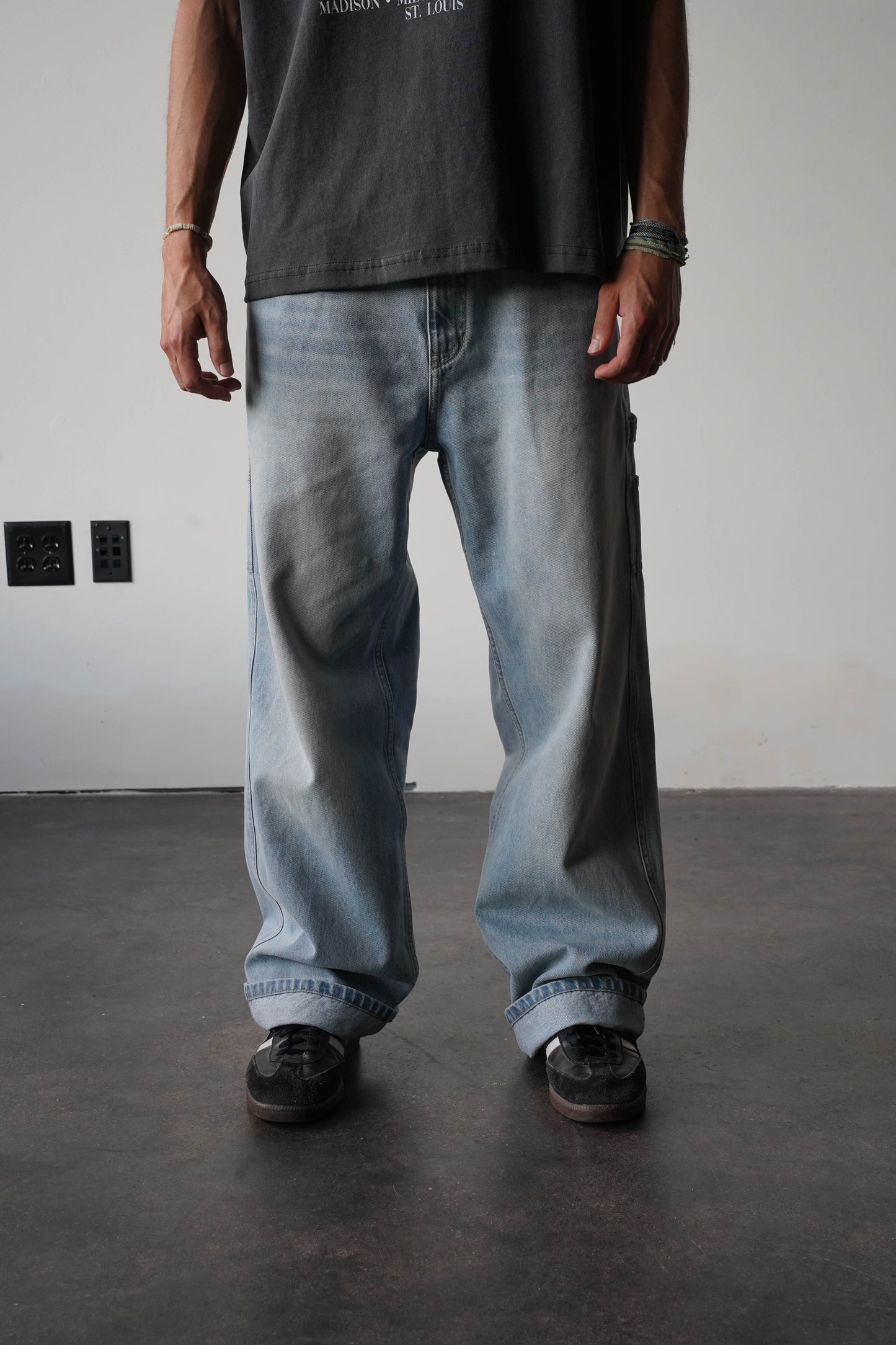 BAGGY CARPENTER DENIM (LIGHT WASH)