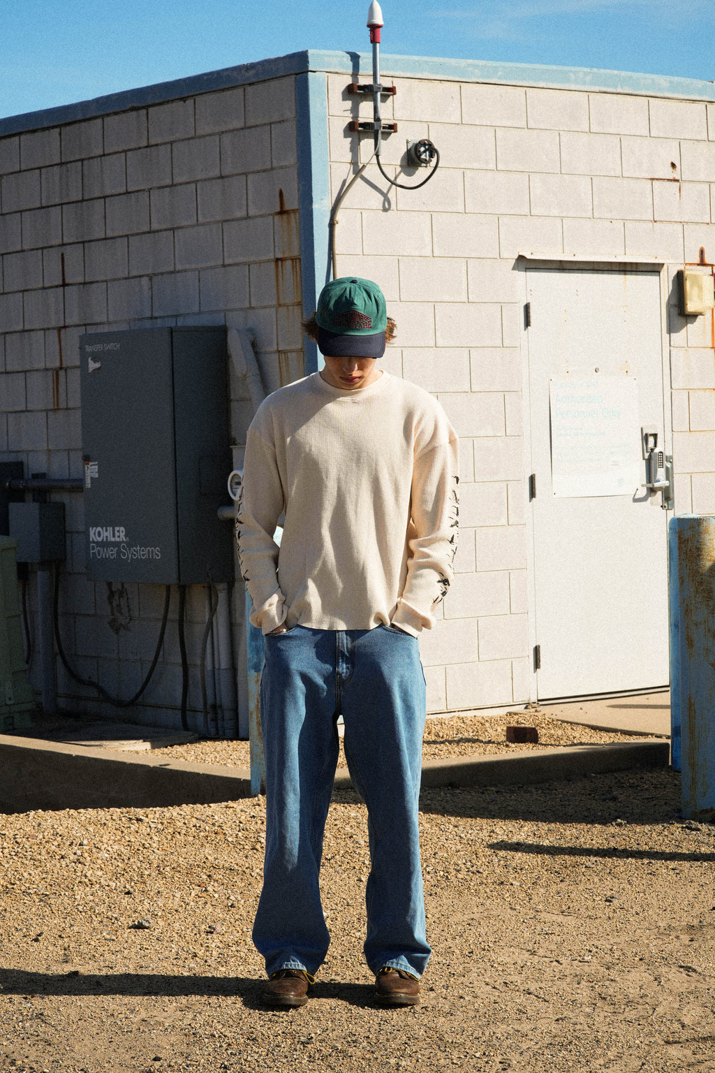 WAXED HARDWARE CAP