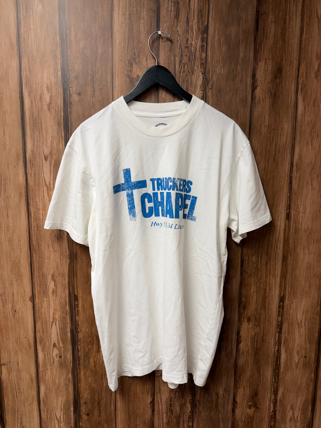 TRUCKERS CHAPEL TEE - SIZE LARGE