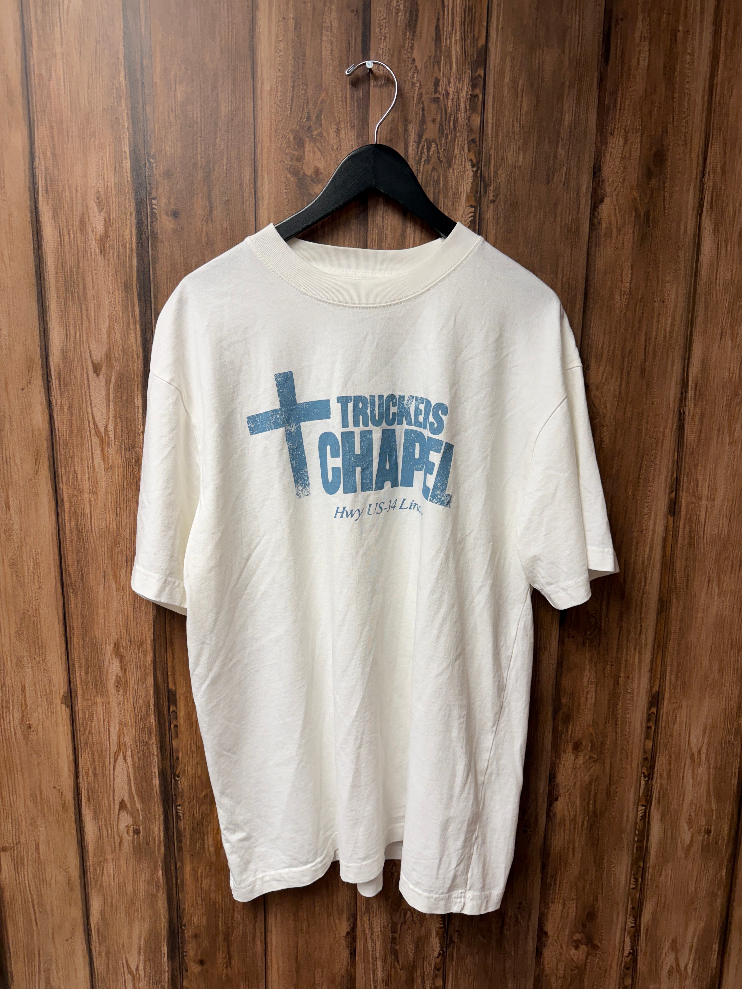 TRUCKERS CHAPEL TEE - SIZE LARGE