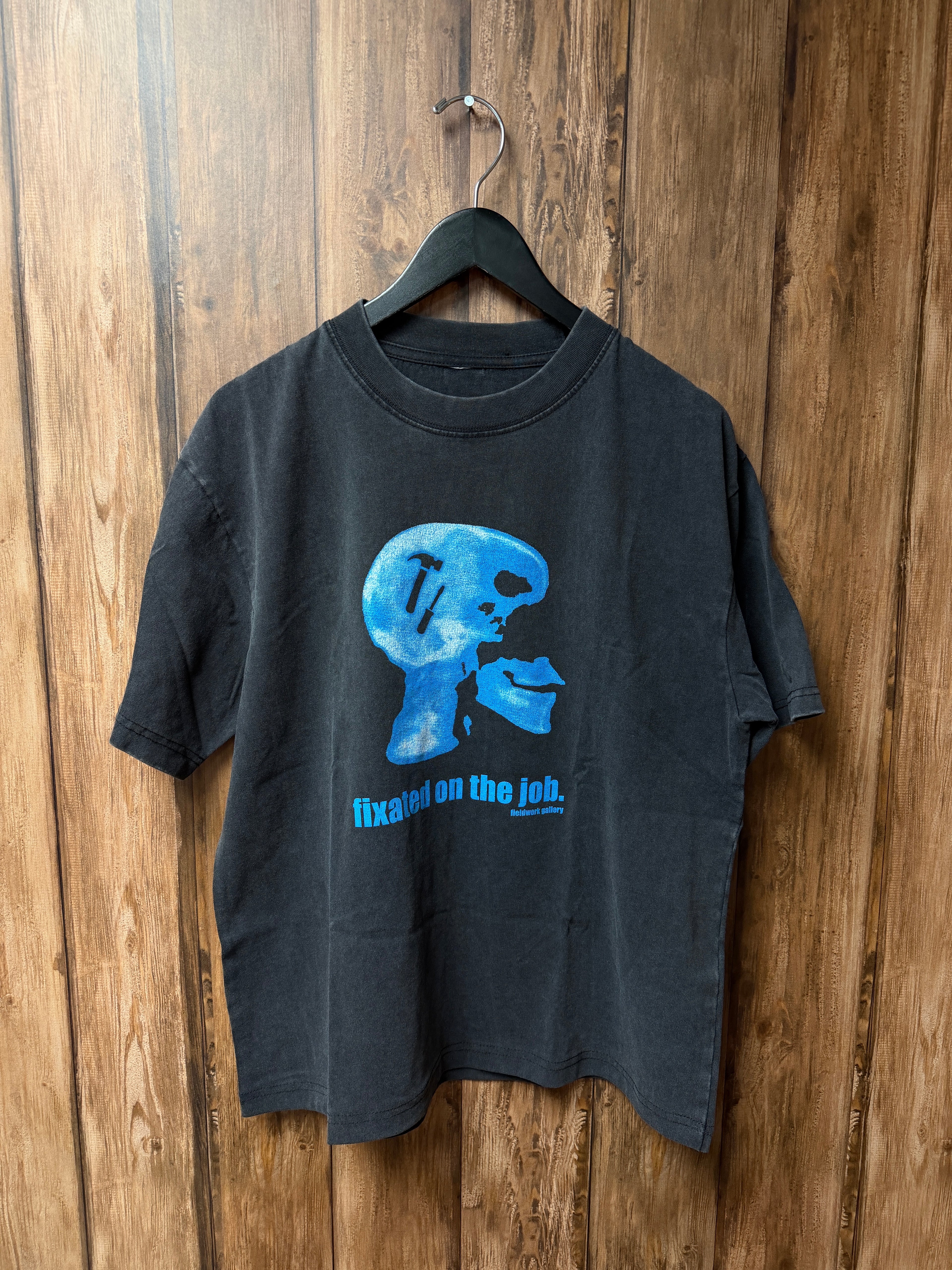 FIXATED ON THE JOB TEE - SIZE MEDIUM